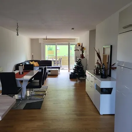 Appartamento 3 Zimmer Mit 2 Schlafzimmer Wohnzimmer Kueche In Neu Ulm Neu-Ulm