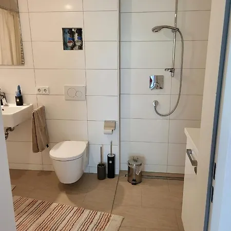 Appartamento 3 Zimmer Mit 2 Schlafzimmer Wohnzimmer Kueche In Neu Ulm *