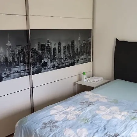 Appartamento 3 Zimmer Mit 2 Schlafzimmer Wohnzimmer Kueche In Neu Ulm Neu-Ulm